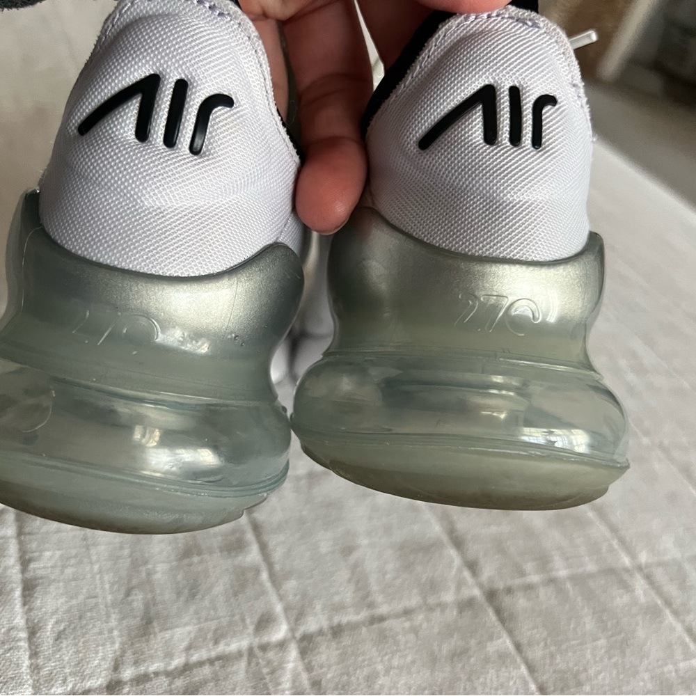 NIKE Air Max 270 youth 4.5 or women’s 6 white /black - Picture 16 of 16